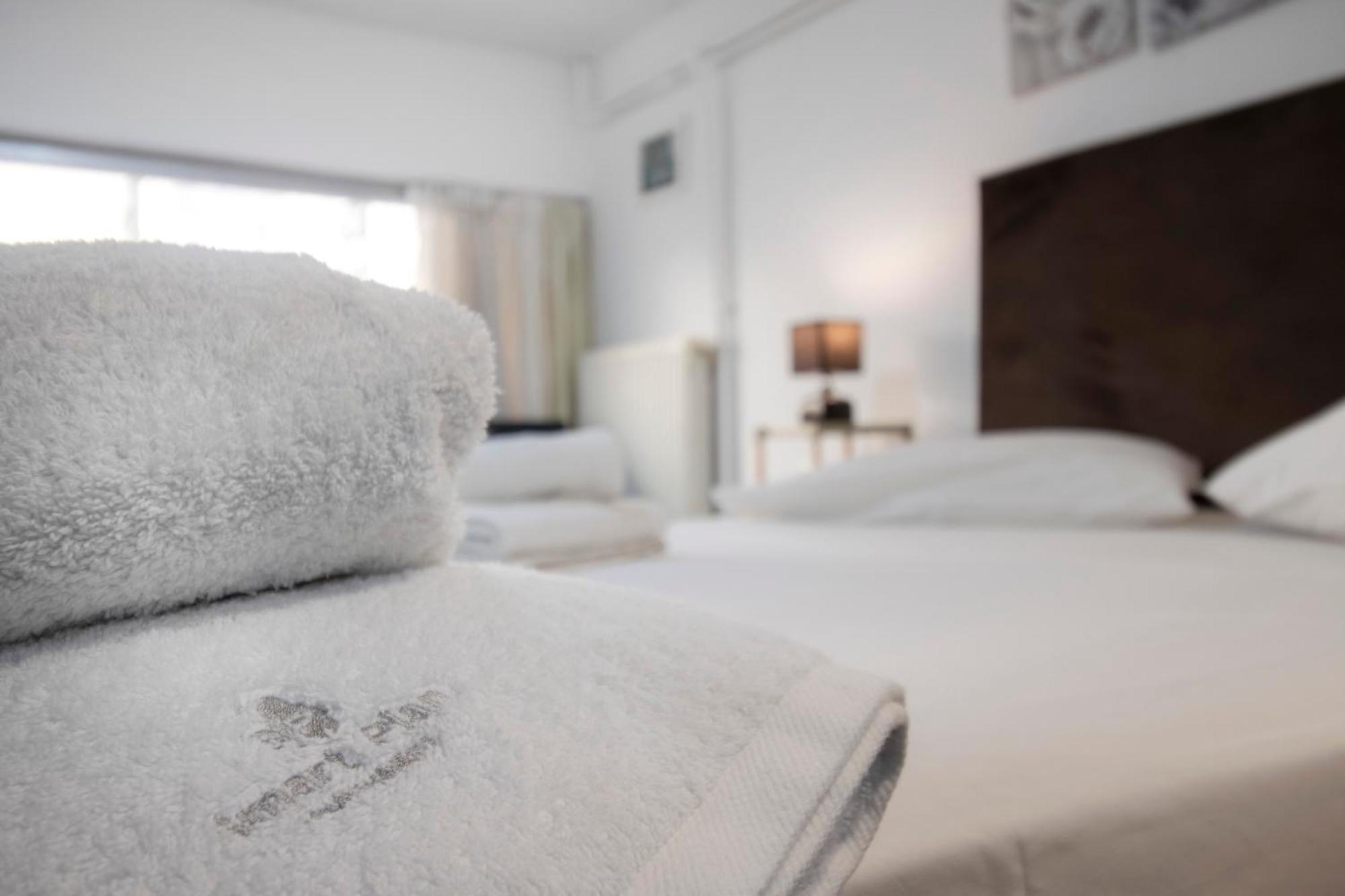 Central Studio In Downtown Heraklion  Ngoại thất bức ảnh