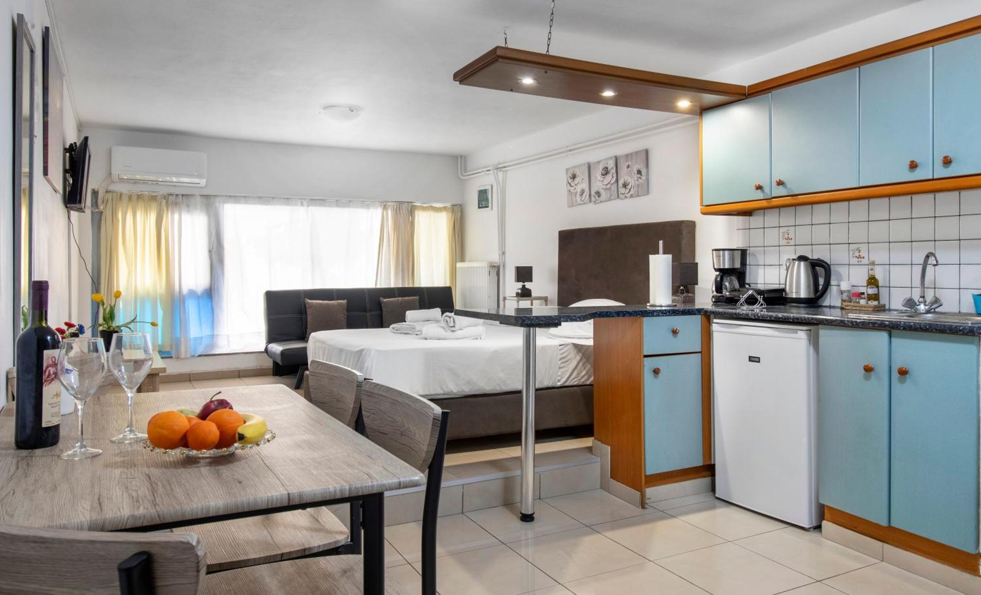 Central Studio In Downtown Heraklion  Ngoại thất bức ảnh