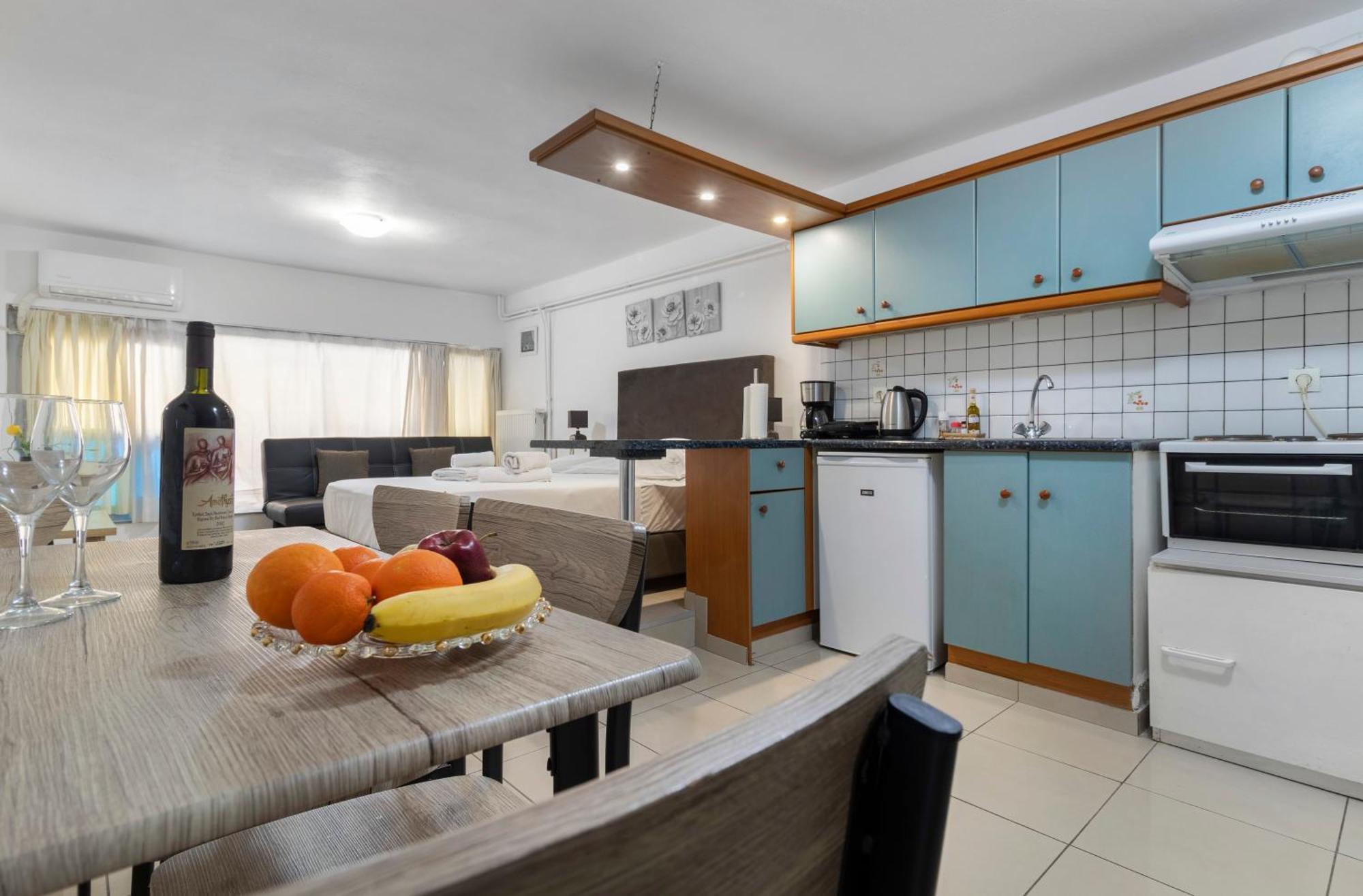 Central Studio In Downtown Heraklion  Ngoại thất bức ảnh