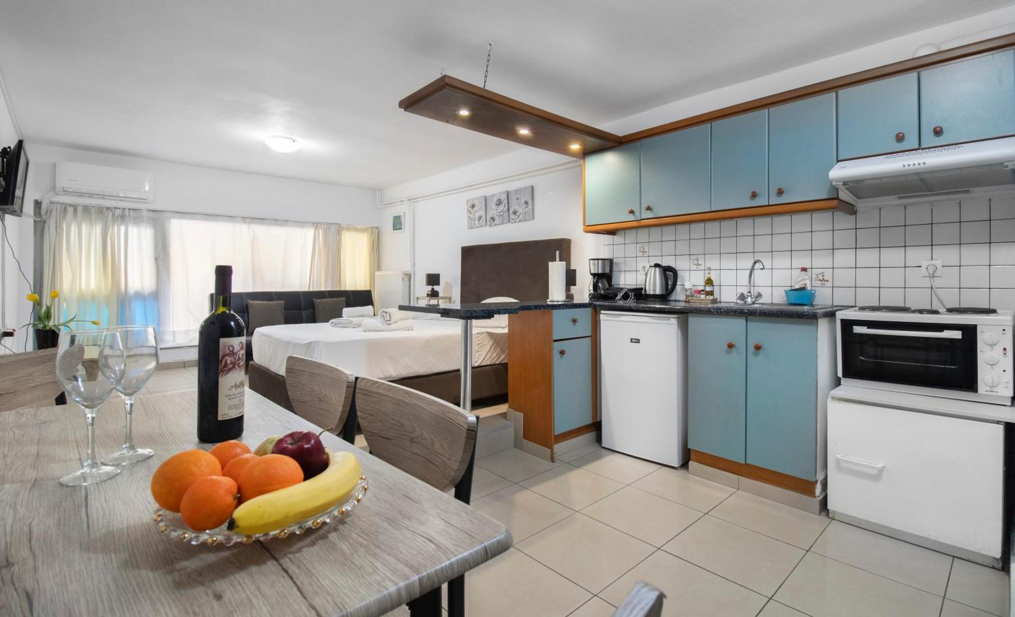 Central Studio In Downtown Heraklion  Ngoại thất bức ảnh